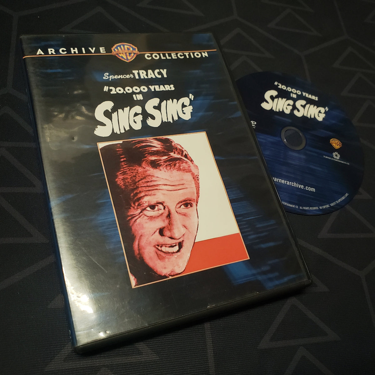 Image shows the case & disc for the movie 20,000 Years in Sing Sing on DVD