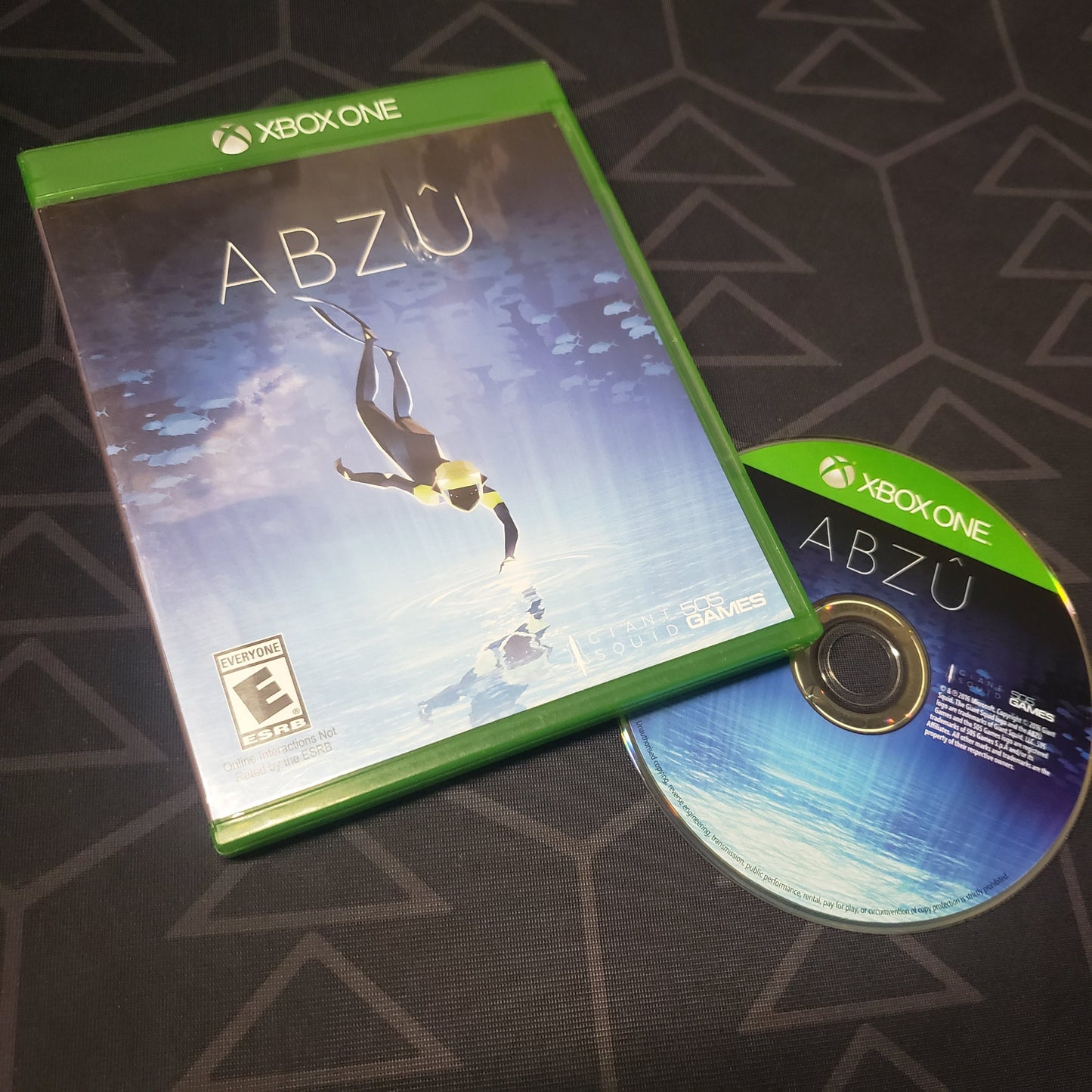 Image shows the case and disc for the video game Abzu for Xbox One