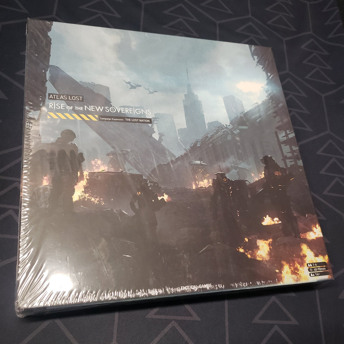 Image shows the front cover of the box of the Lost Nation Campaign expansion for the board game Atlas Lost: Rise of the New Sovereigns