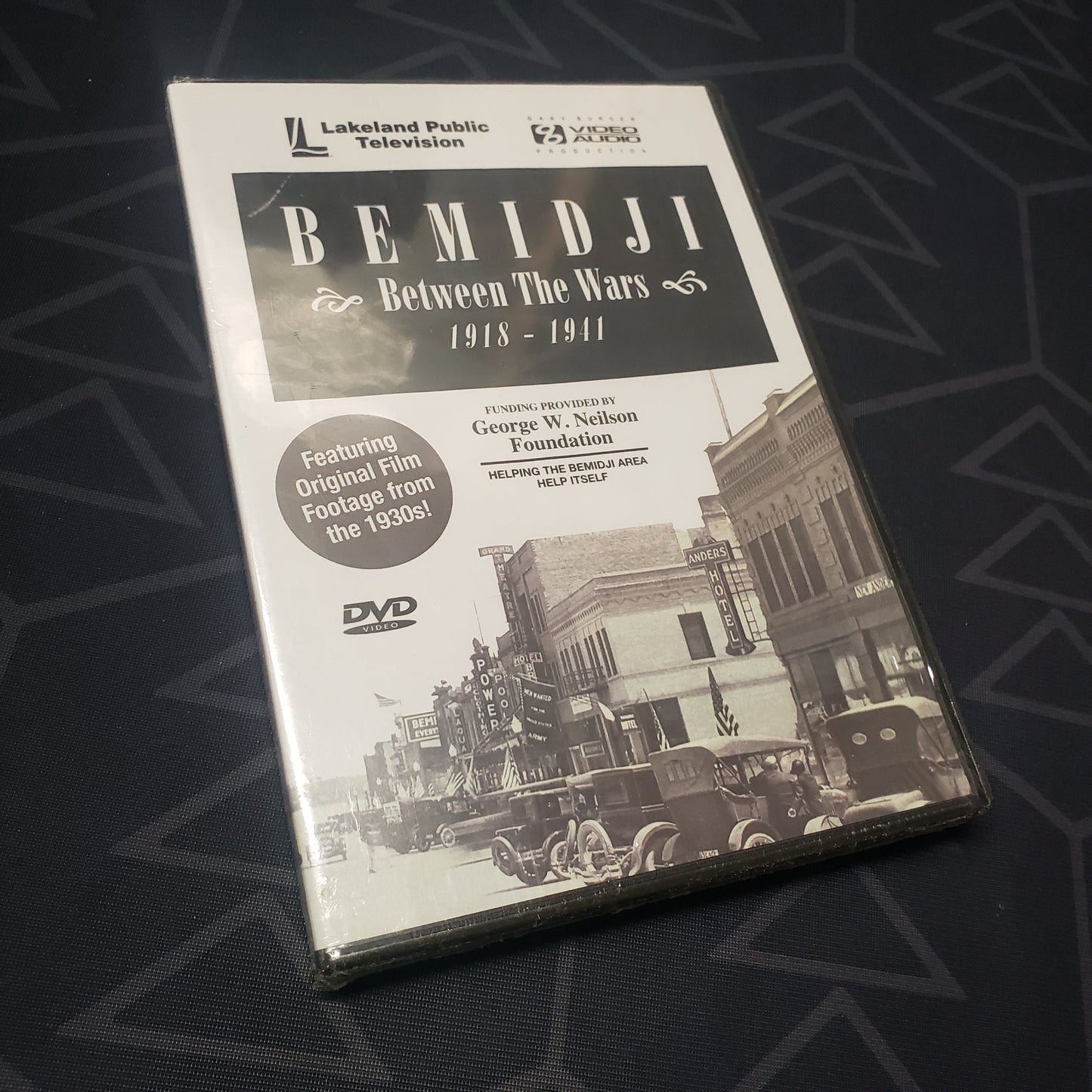 Image shows the front of the case for the movie Bemidgi: Between the Wars 1918-1941 on DVD