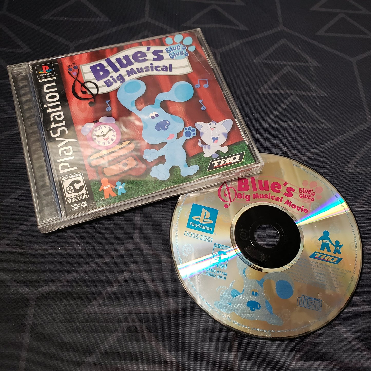 Image shows the jewel case with manual and disc for the video game Blue's Clues: Blue's Big Musical for Playstation 1