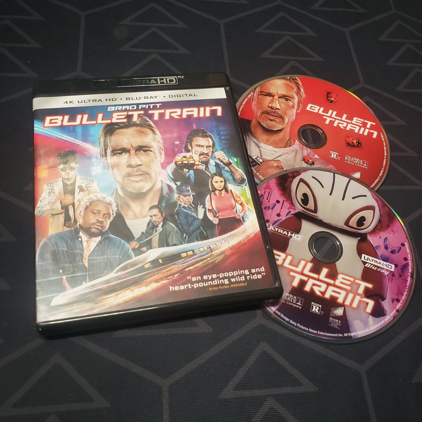 Image shows the case & two discs for the movie Bullet Train on 4K UHD + Blu-Ray