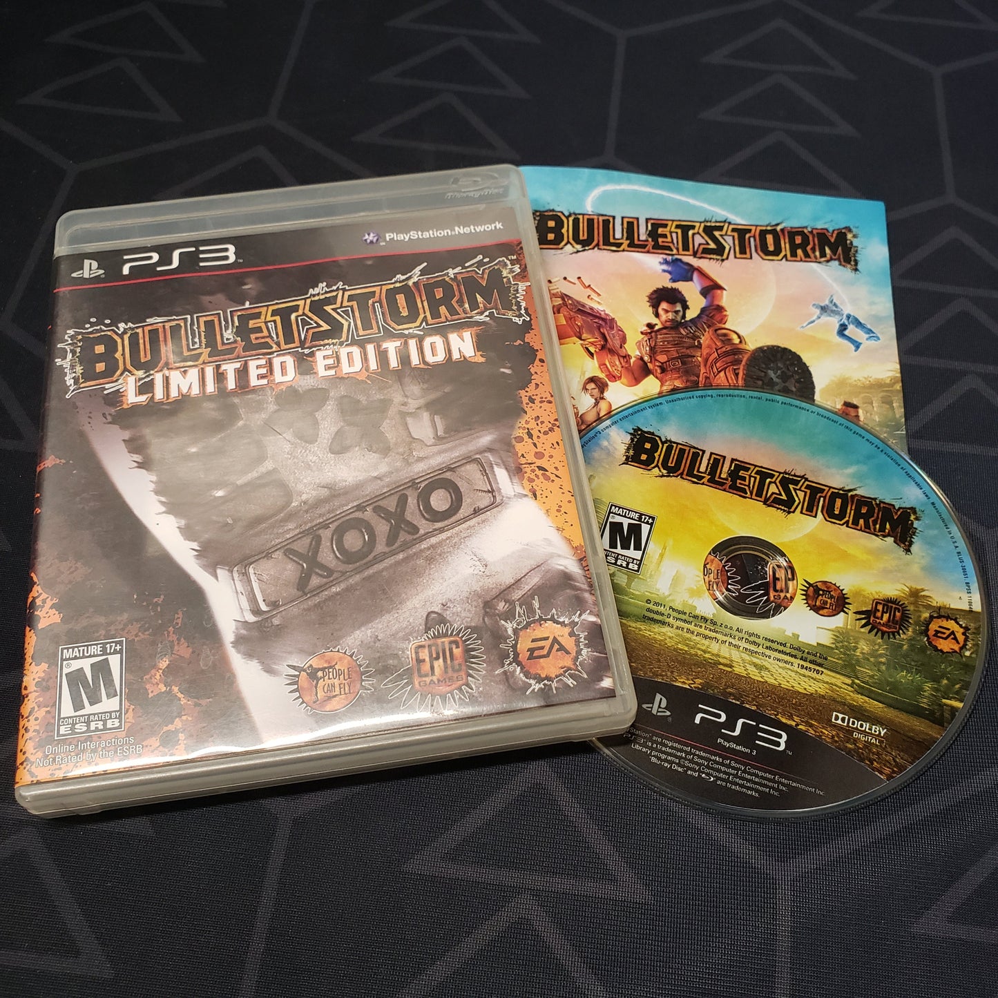 Image shows the case, manual and disc for the video game Bulletstorm for Playstation 3