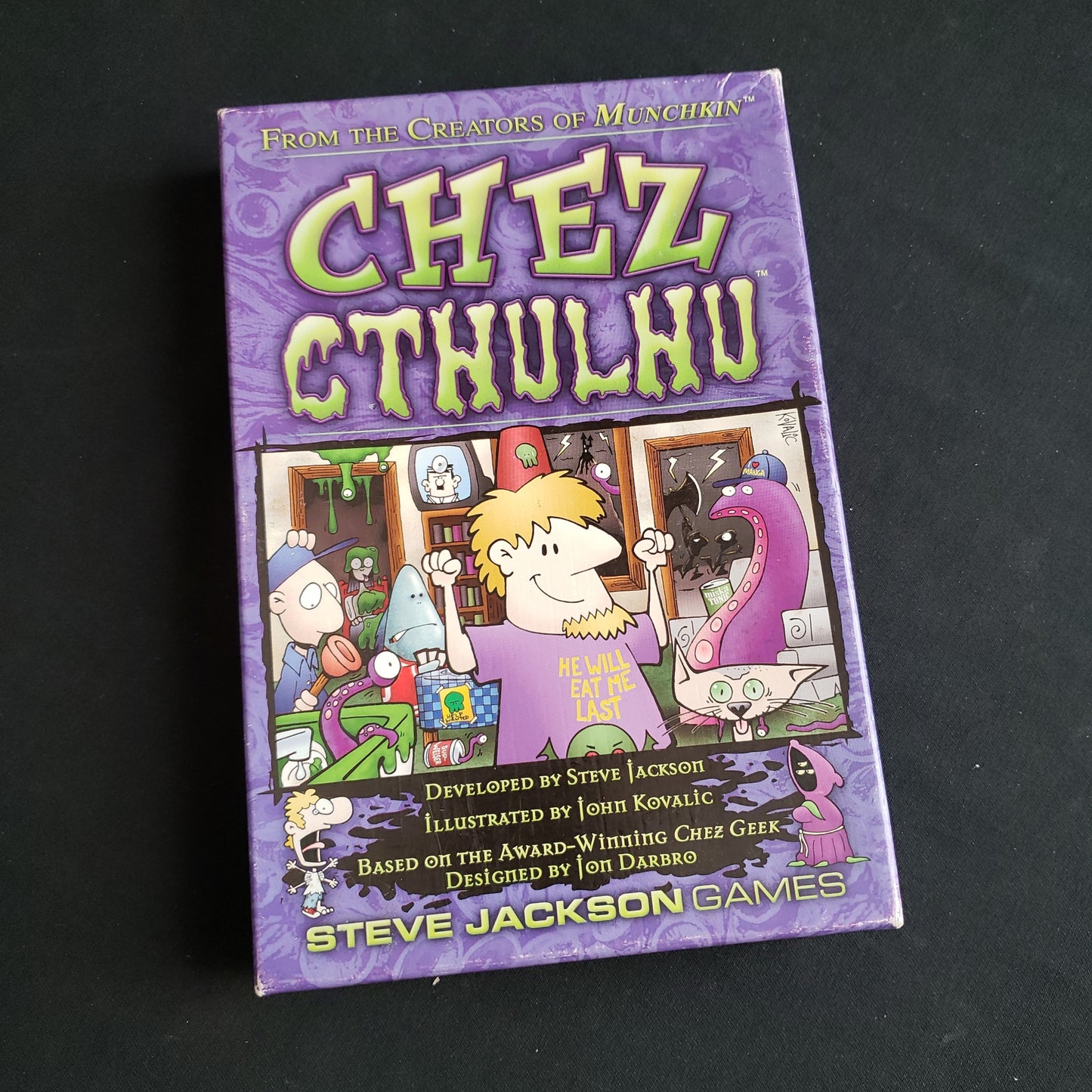 Image shows the front cover of the box of the Chez Cthulhu card game
