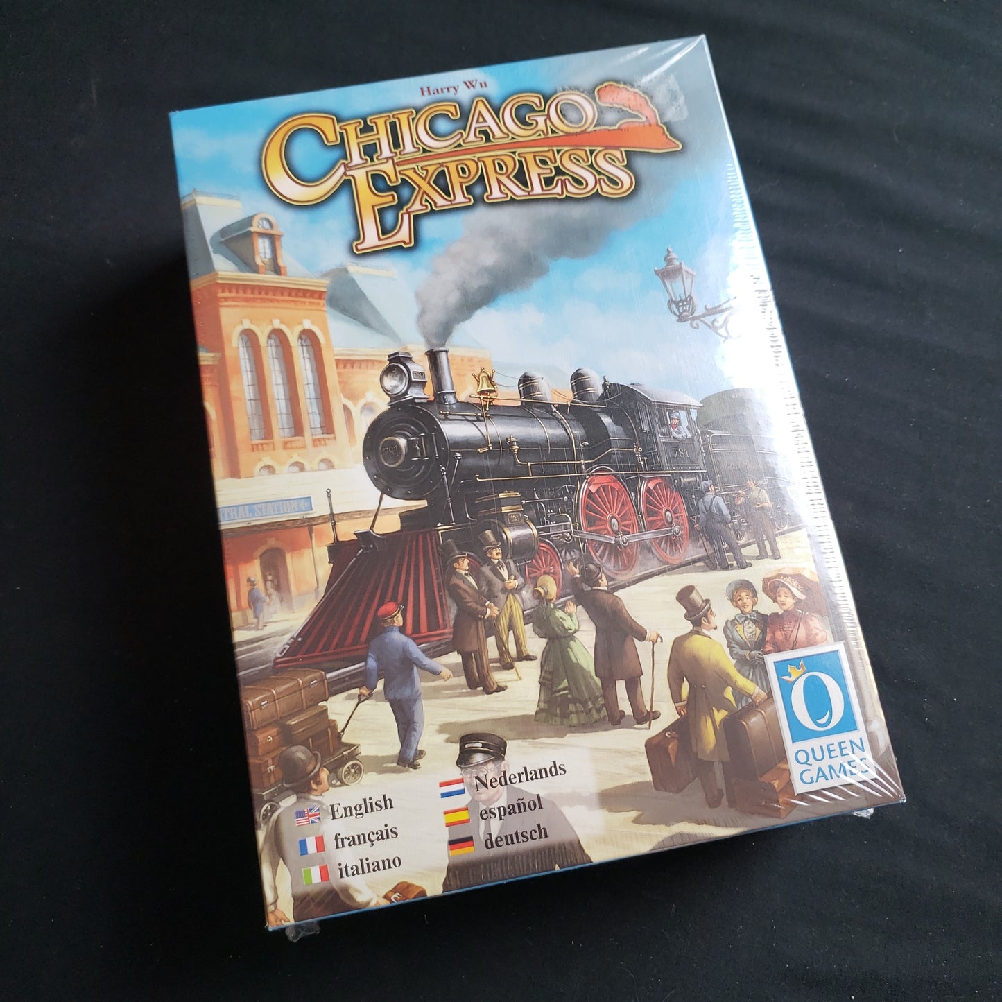 Image shows the front cover of the box of the Chicago Express board game