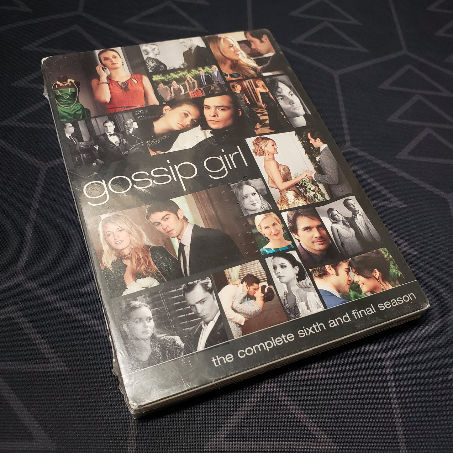 Image shows the front of the case for the sixth season of Gossip Girl on DVD