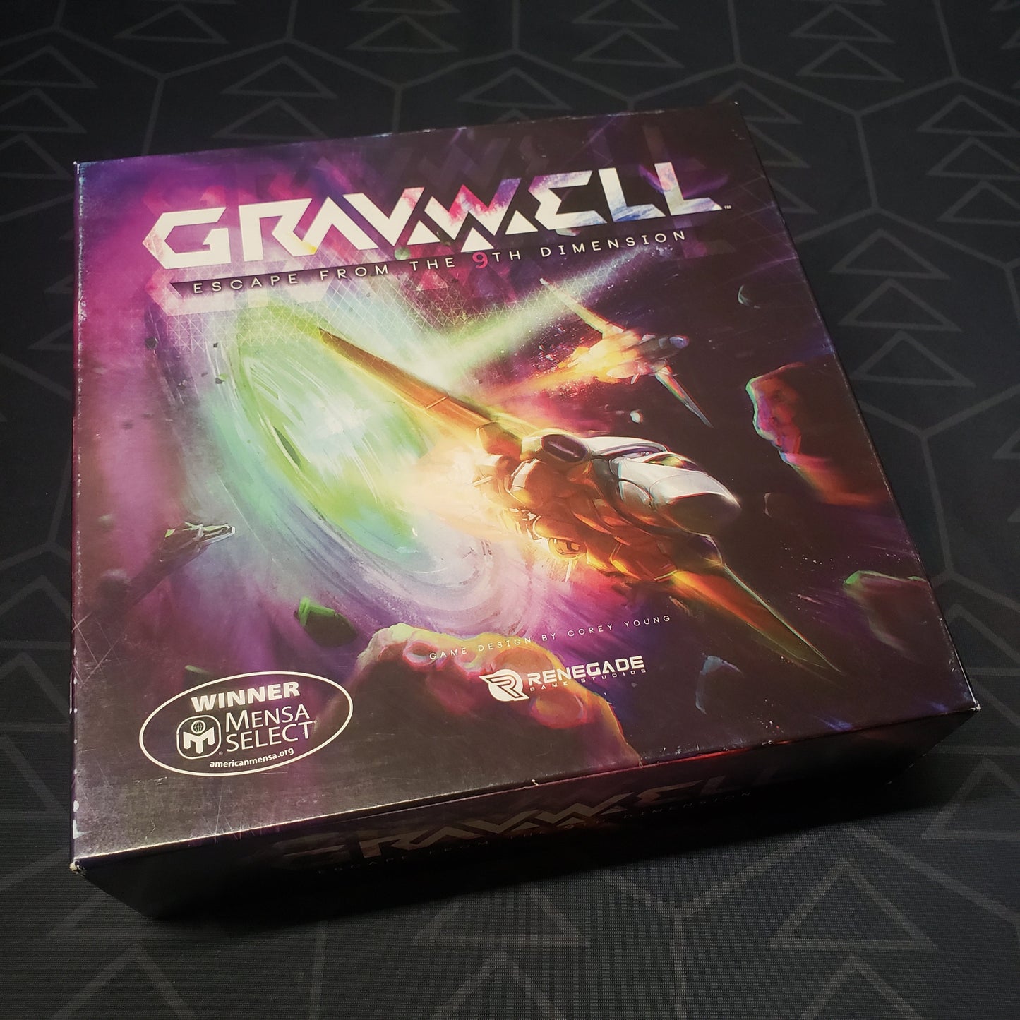 Image shows the front cover of the box for the Gravwell (Second Edition) board game