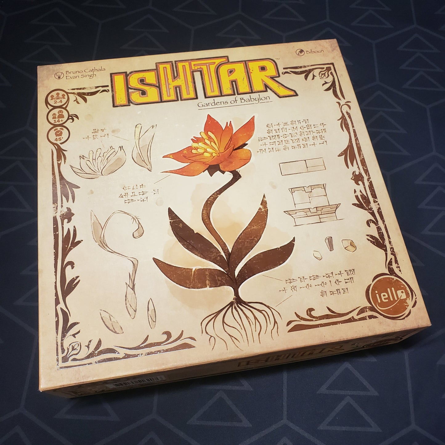 Image shows the front cover of the box for the Ishtar: Gardens of Babylon board game