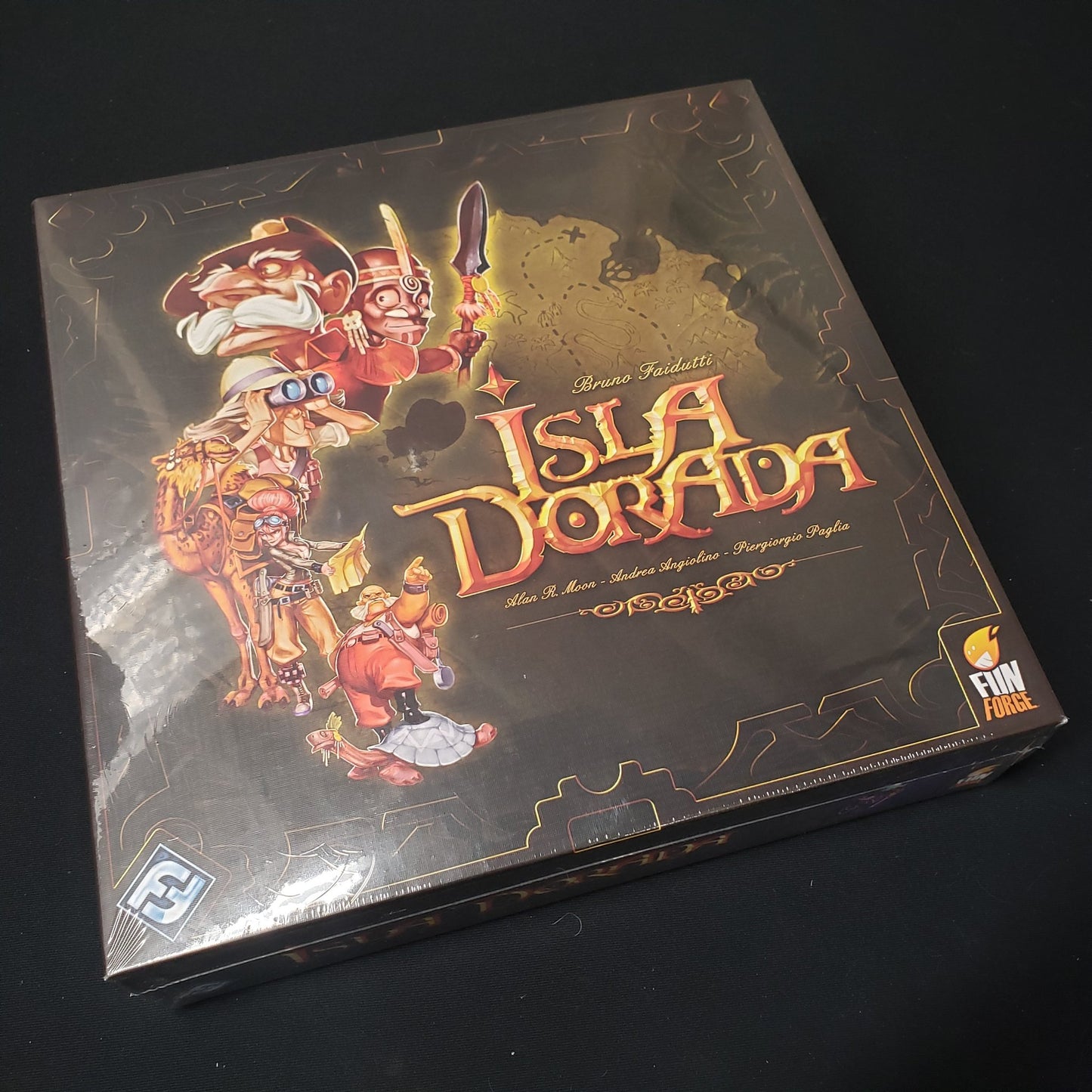 Image shows the front cover of the box of the Isla Dorada board game