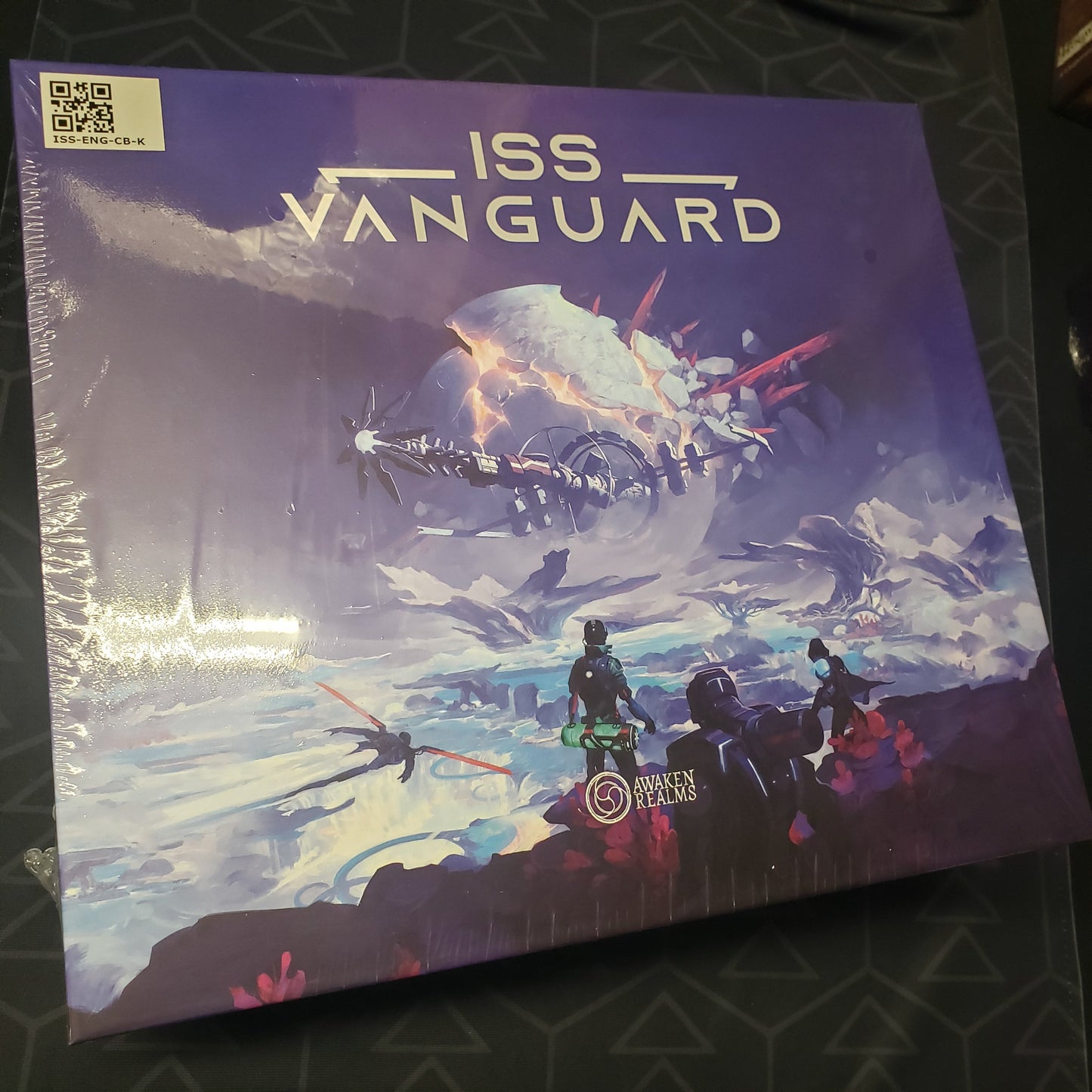 Image shows the front cover of the box of the ISS Vanguard board game