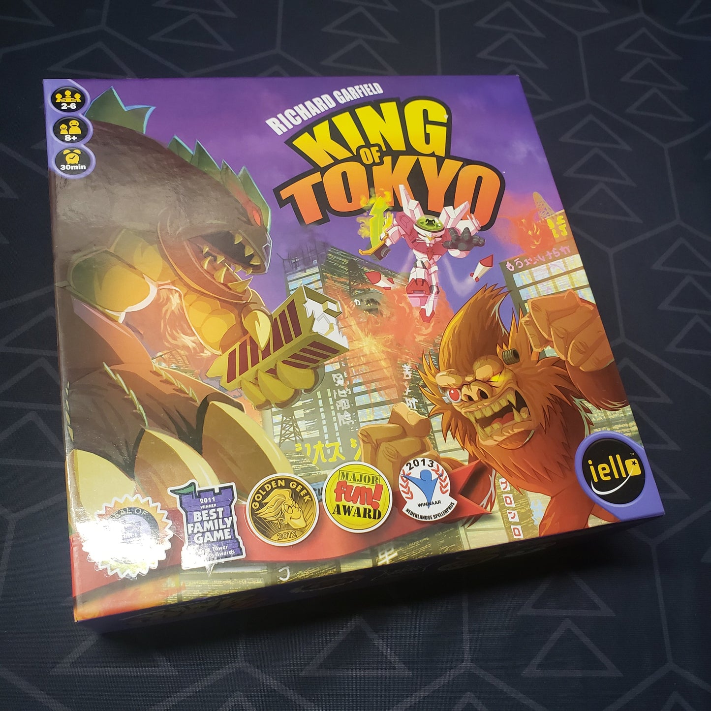 Image shows the front cover of the box of the King of Tokyo board game