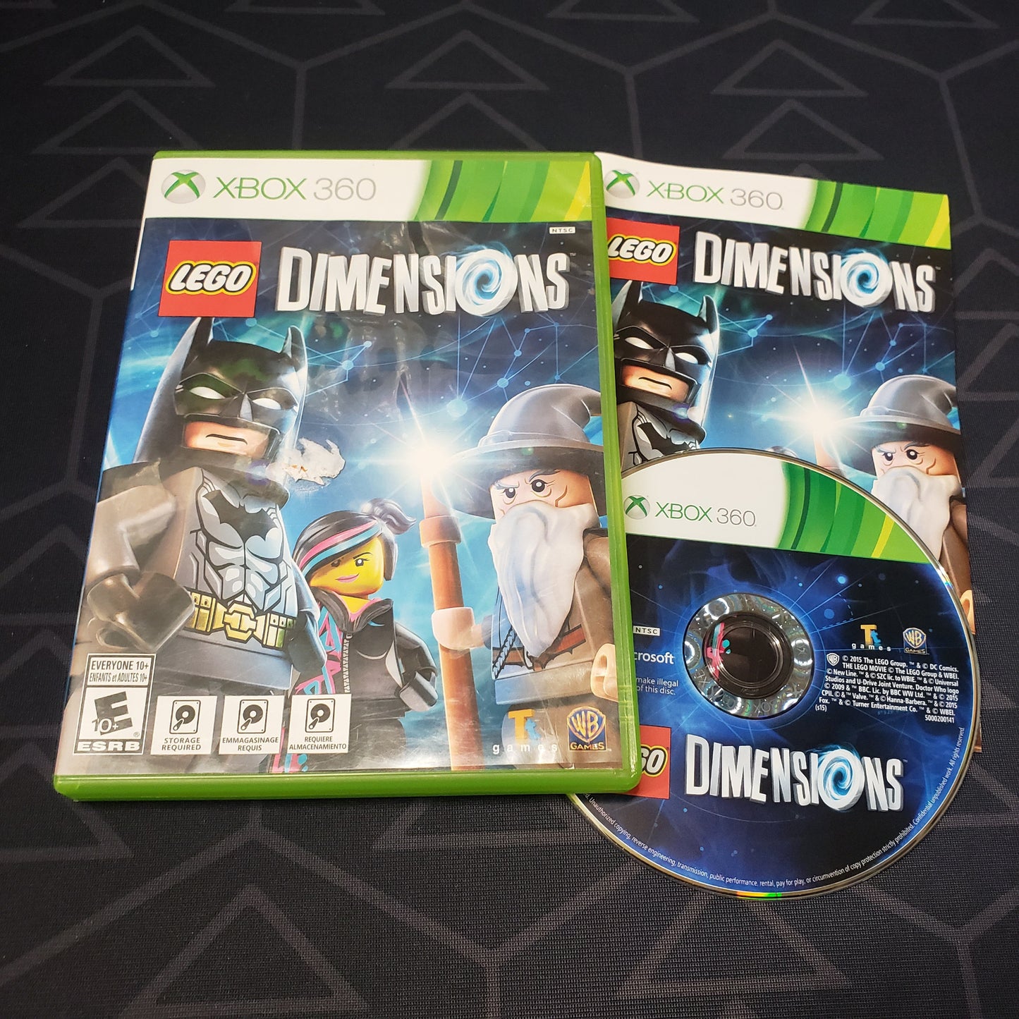 Image shows the case, manual & disc for the video game LEGO Dimensions for Xbox 360