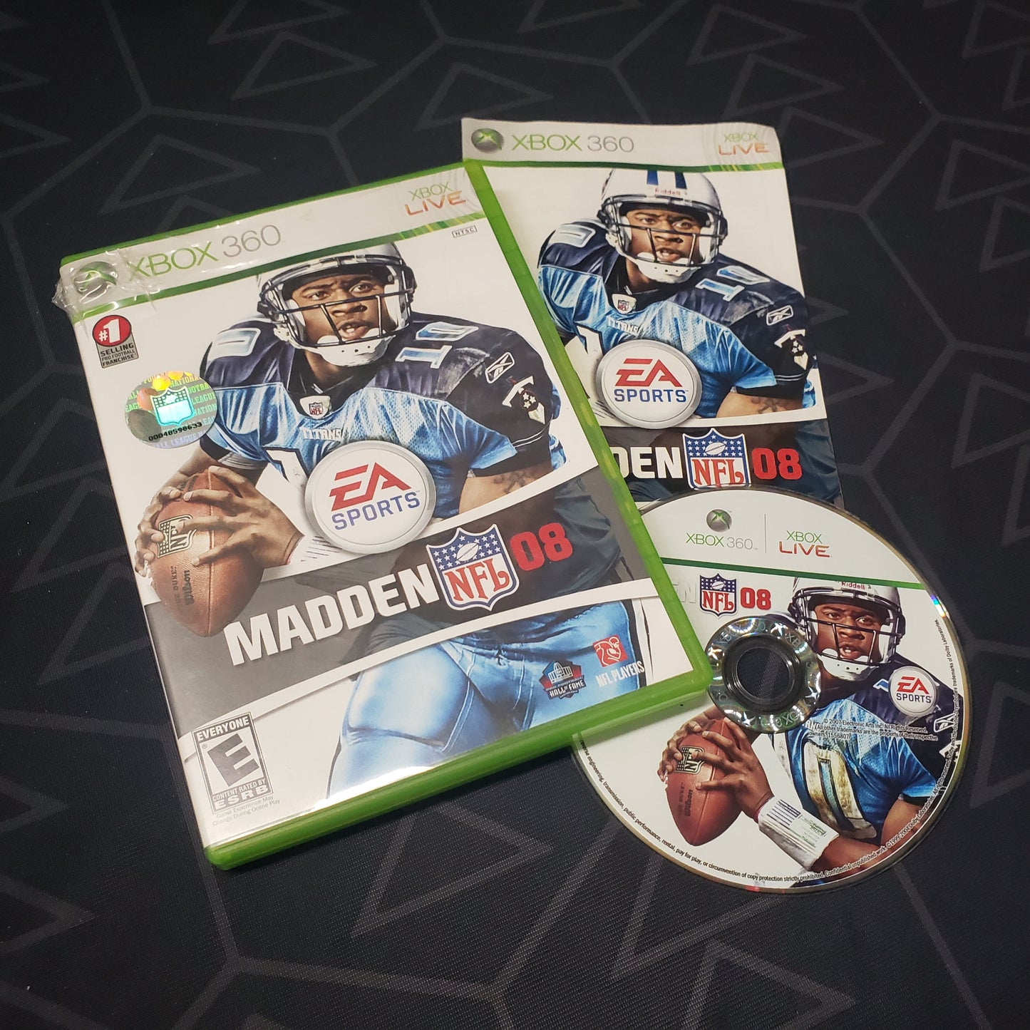 Image shows the case, manual and disc for the video game Madden NFL 08 for Xbox 360