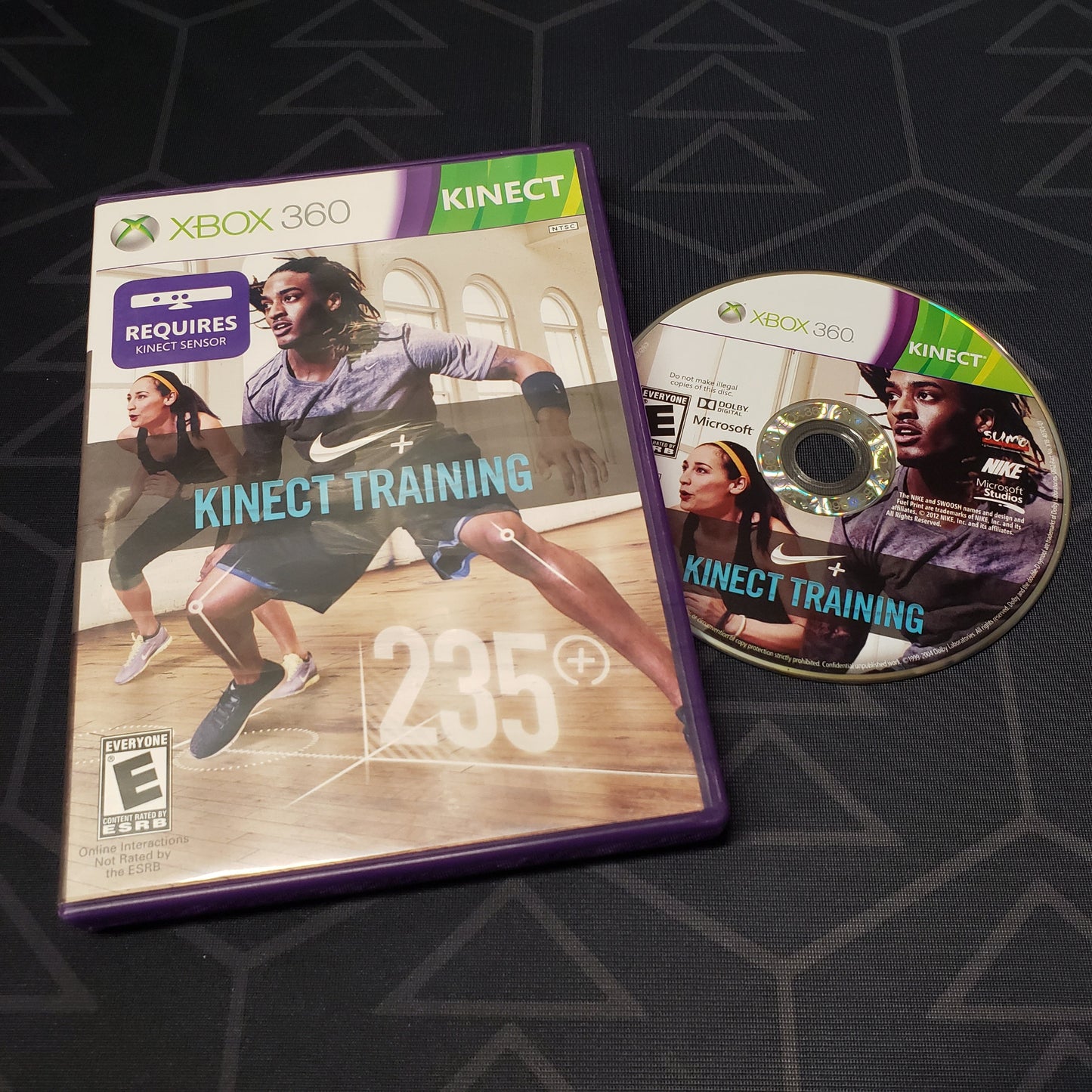 Image shows the case & disc for the video game Nike+ Kinect Training for Xbox 360