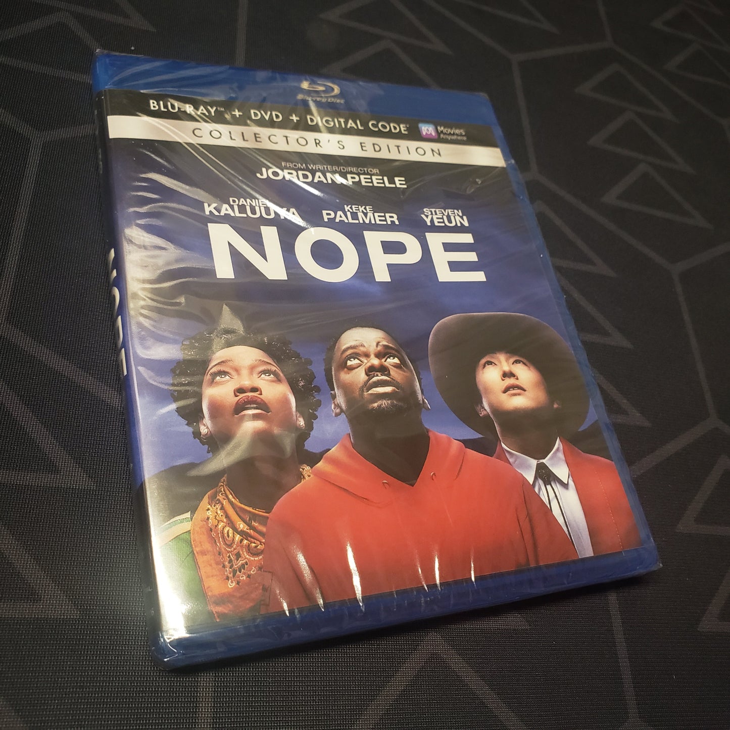 Image shows the front of the case for the movie Nope on Blu-Ray + DVD
