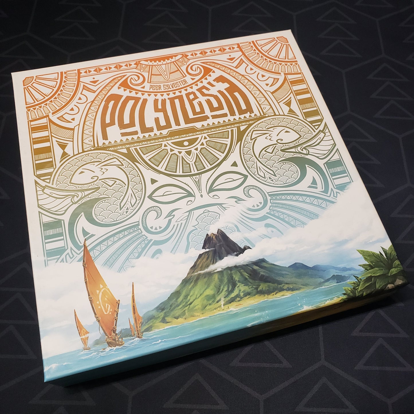 Image shows the front cover of the box of the Polynesia board game