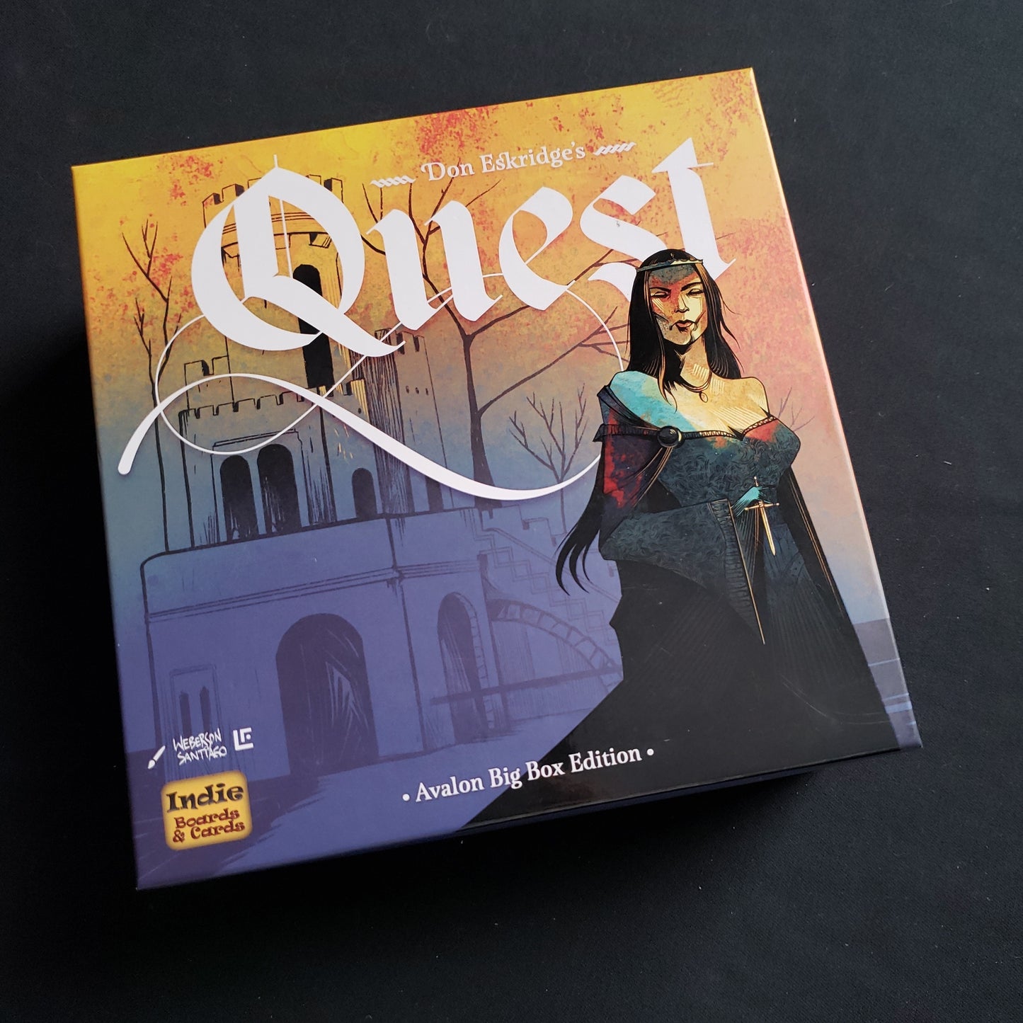 Image shows the front cover of the box of the Avalon Big Box Edition of the game Quest
