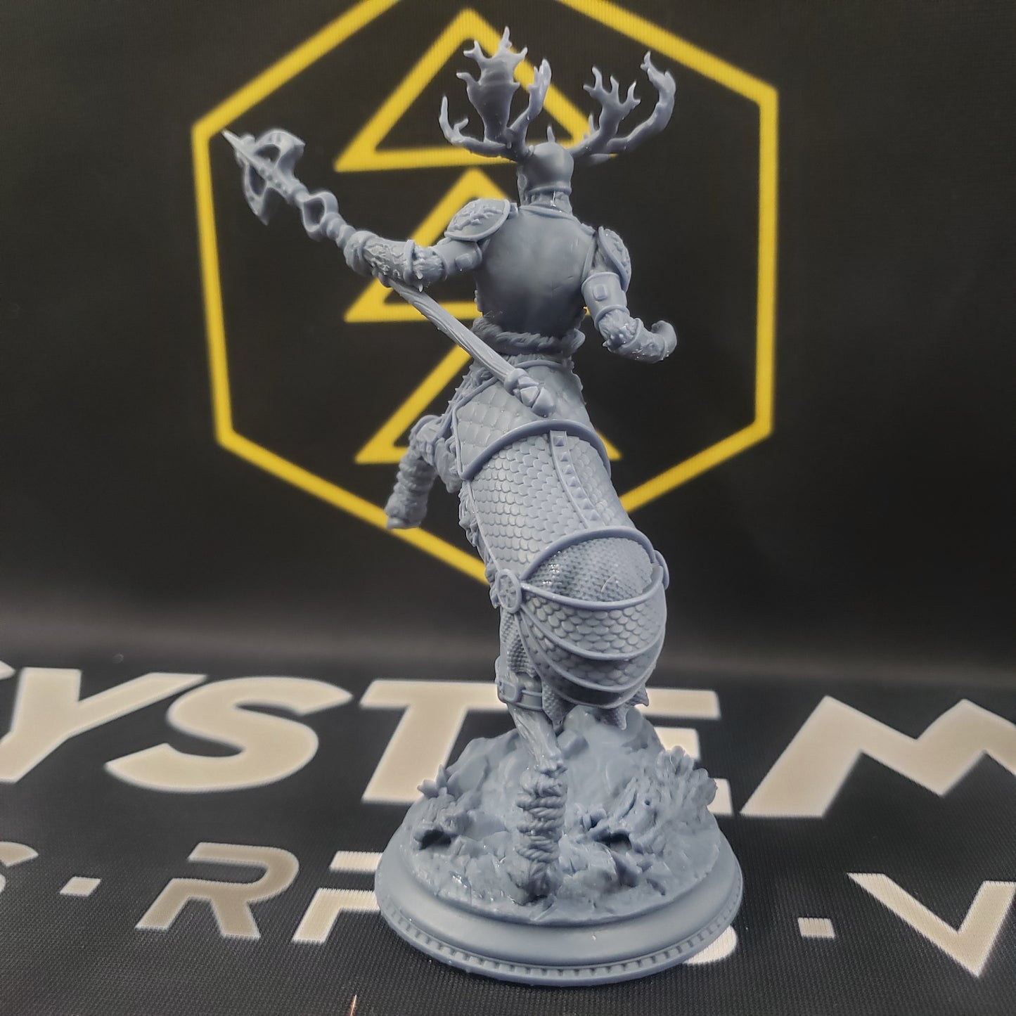 Gungnir of House Jernbark (Male Centaur Fey Noble)