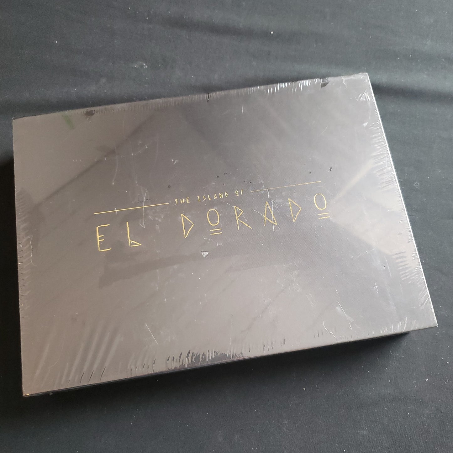 Image shows the front cover of the box of the Island of El Dorado board game