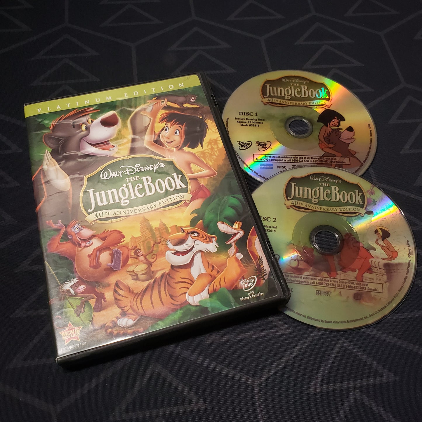Image shows the case & two discs for the movie The Jungle Book on DVD