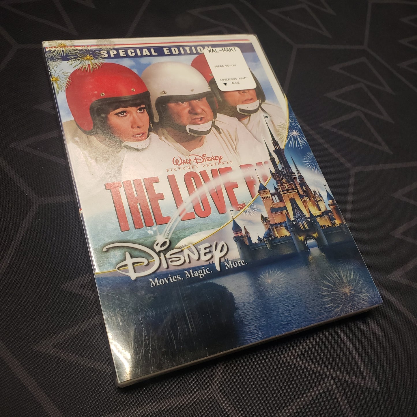 Image shows the front of the case for the movie The Love Bug: Special Edition on DVD