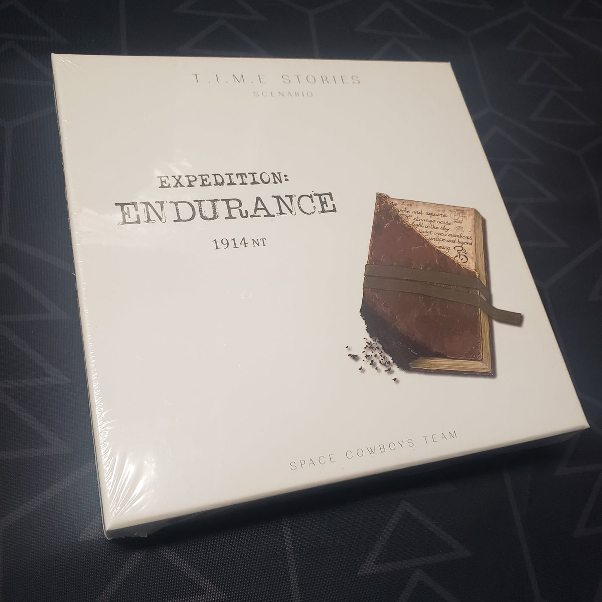 Image shows the front cover of the box of the Expedition Endurance expansion for the board game TIME Stories