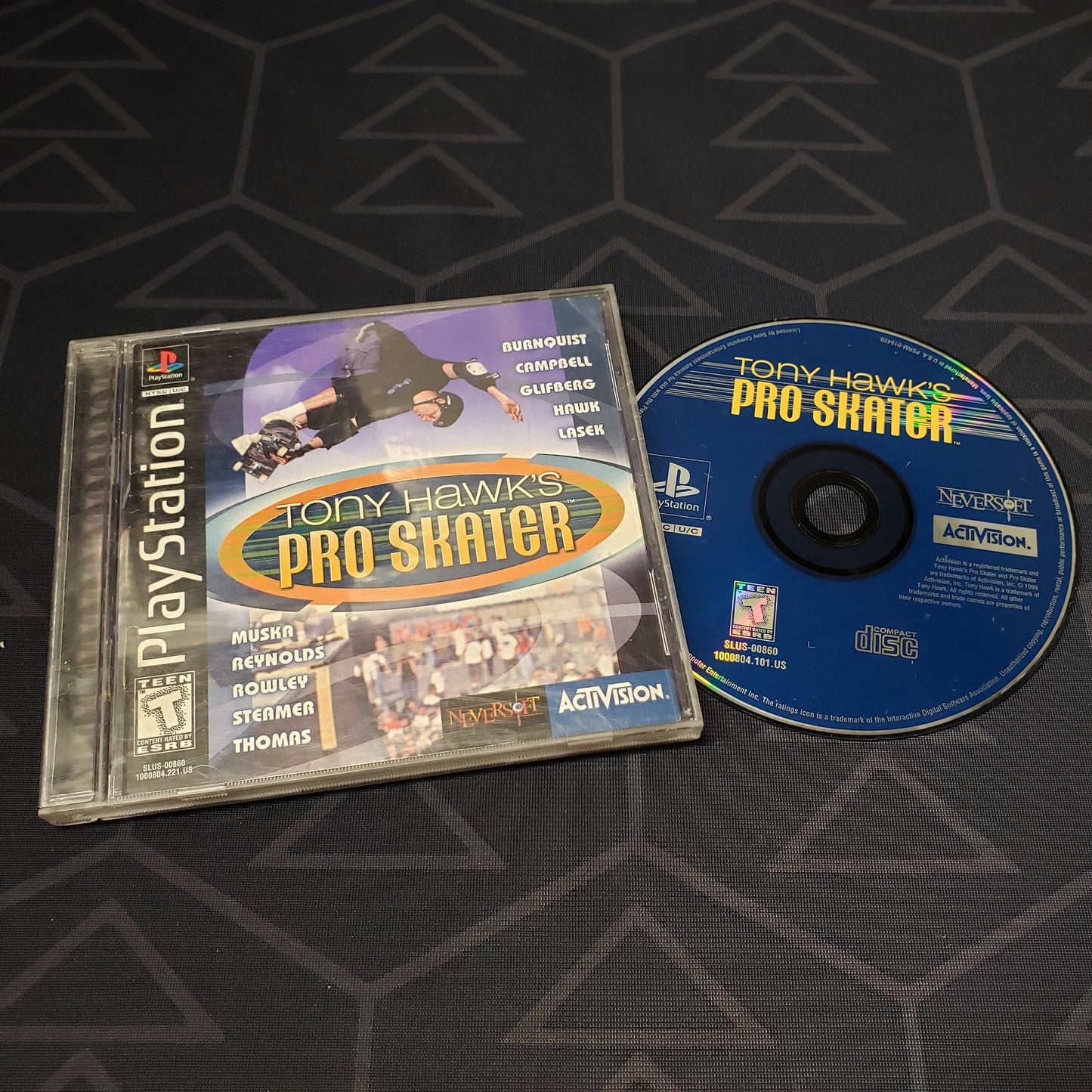 Image shows the case & disc for the video game Tony Hawk's Pro Skater for Playstation 1