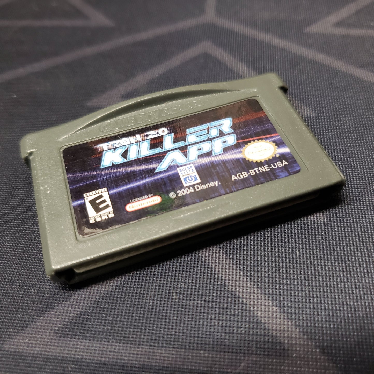 Image shows the front of the cartridge for the video game Tron 2.0: Killer App for Nintendo Game Boy Advance