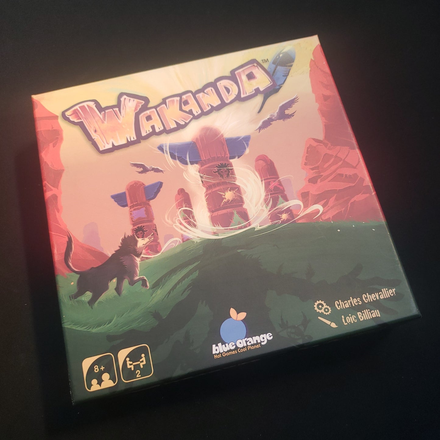 Image shows the front cover of the box of the Wakanda board game