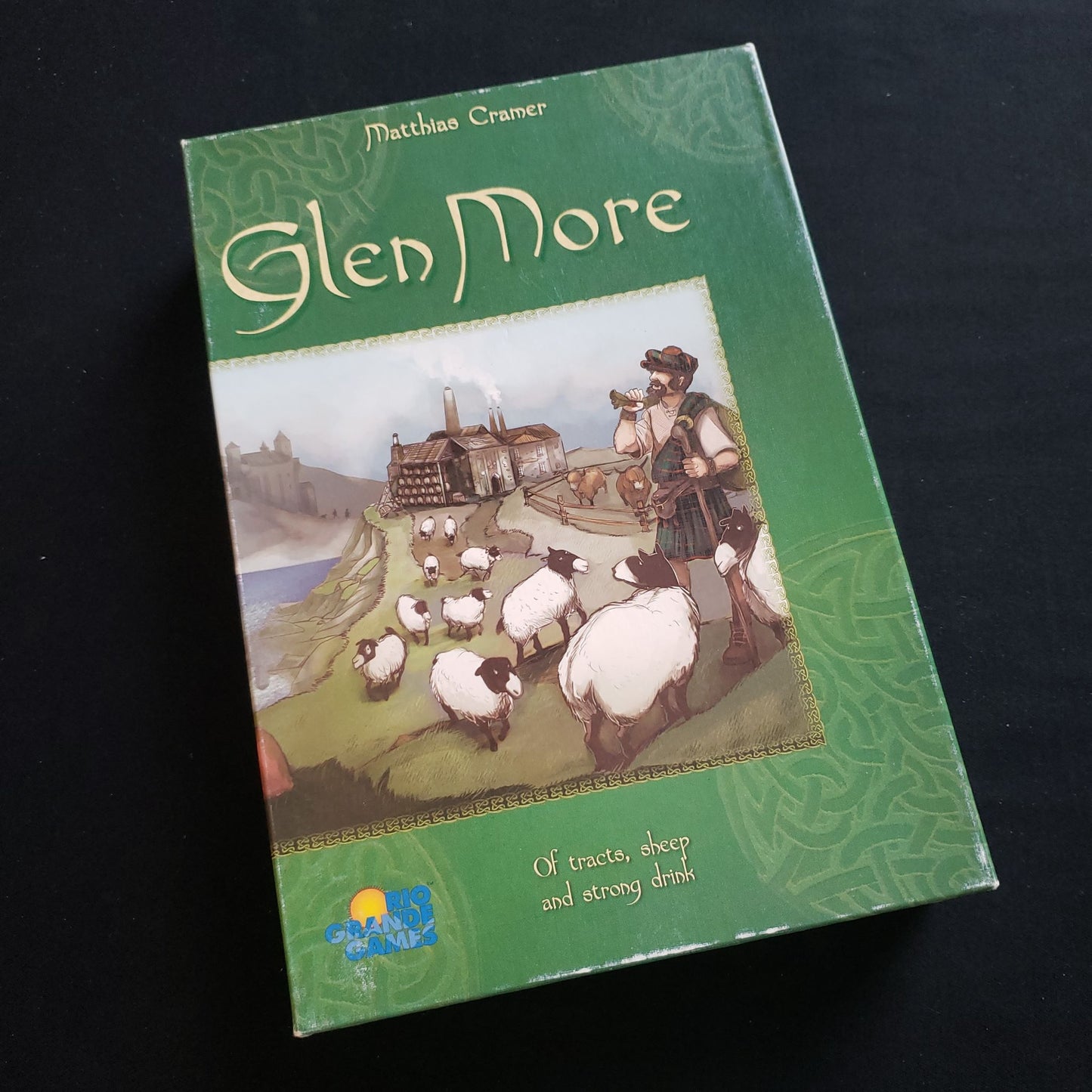 Glen more board game - front cover of box