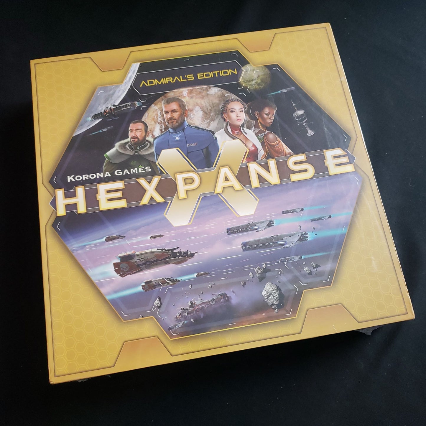 Image shows the front cover of the box of the Hexpanse board game