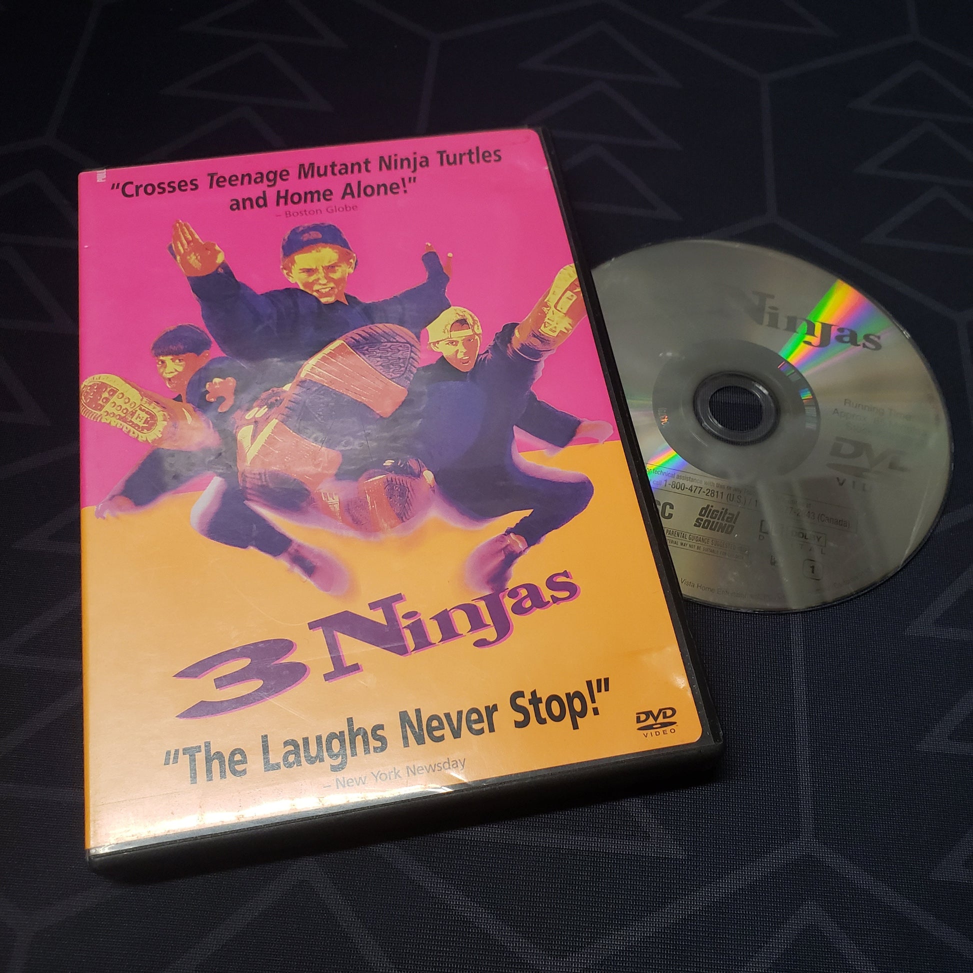 Image shows the case & disc for the movie 3 Ninjas on DVD