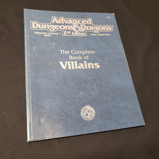 Image shows the front cover of the Complete Book of Villains for the roleplaying game Advanced Dungeons & Dragons: Second Edition