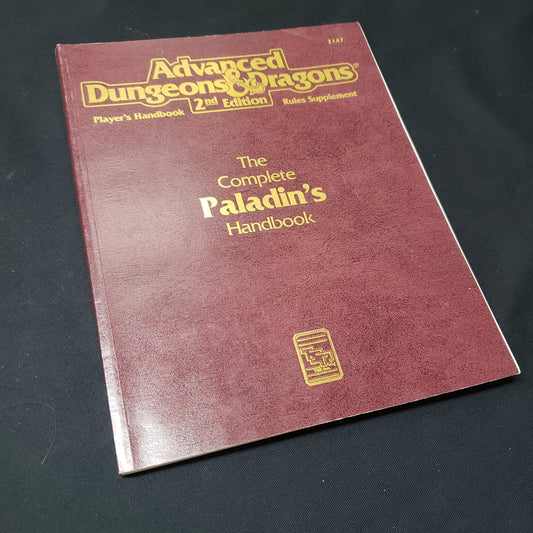 Image shows the front cover of the Complete Paladin's Handbook for the roleplaying game Advanced Dungeons & Dragons: Second Edition