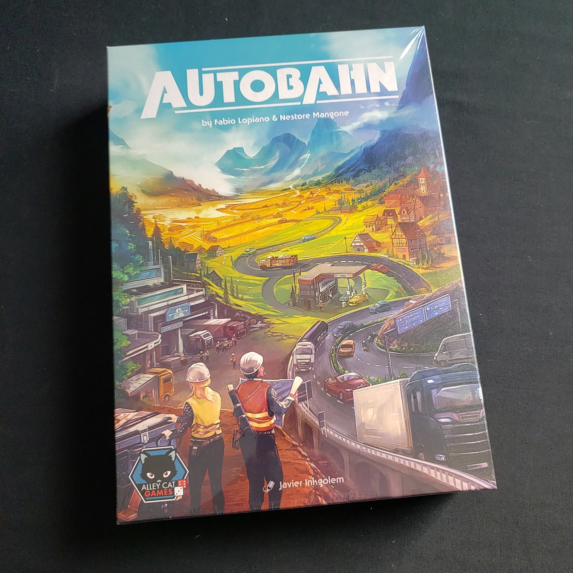 Image shows the front cover of the box of the Autobahn board game