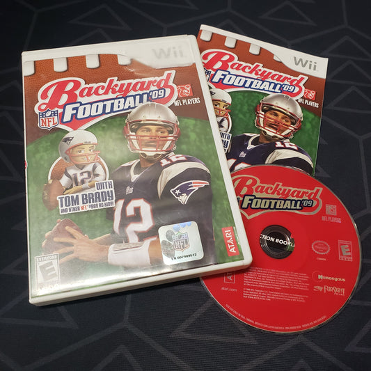 Image shows the case, manual and disc for the video game Backyard Football '09 for Nintendo Wii