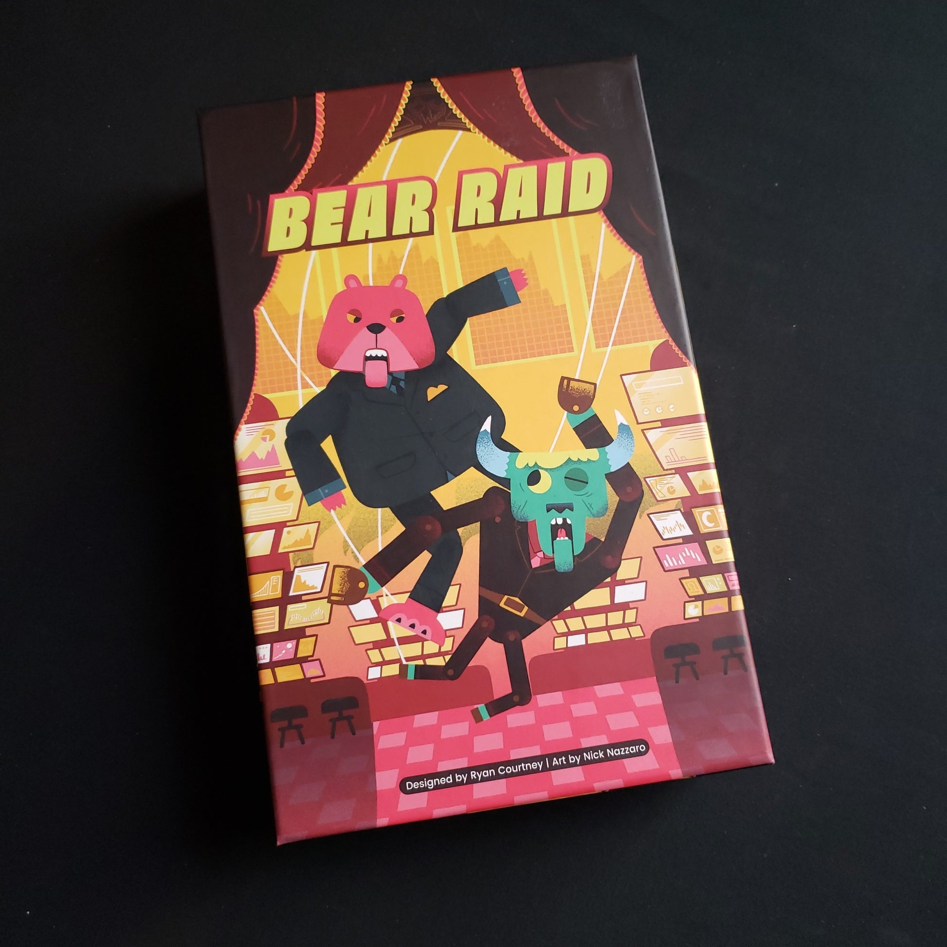 Image shows the front cover of the box of the Bear Raid board game