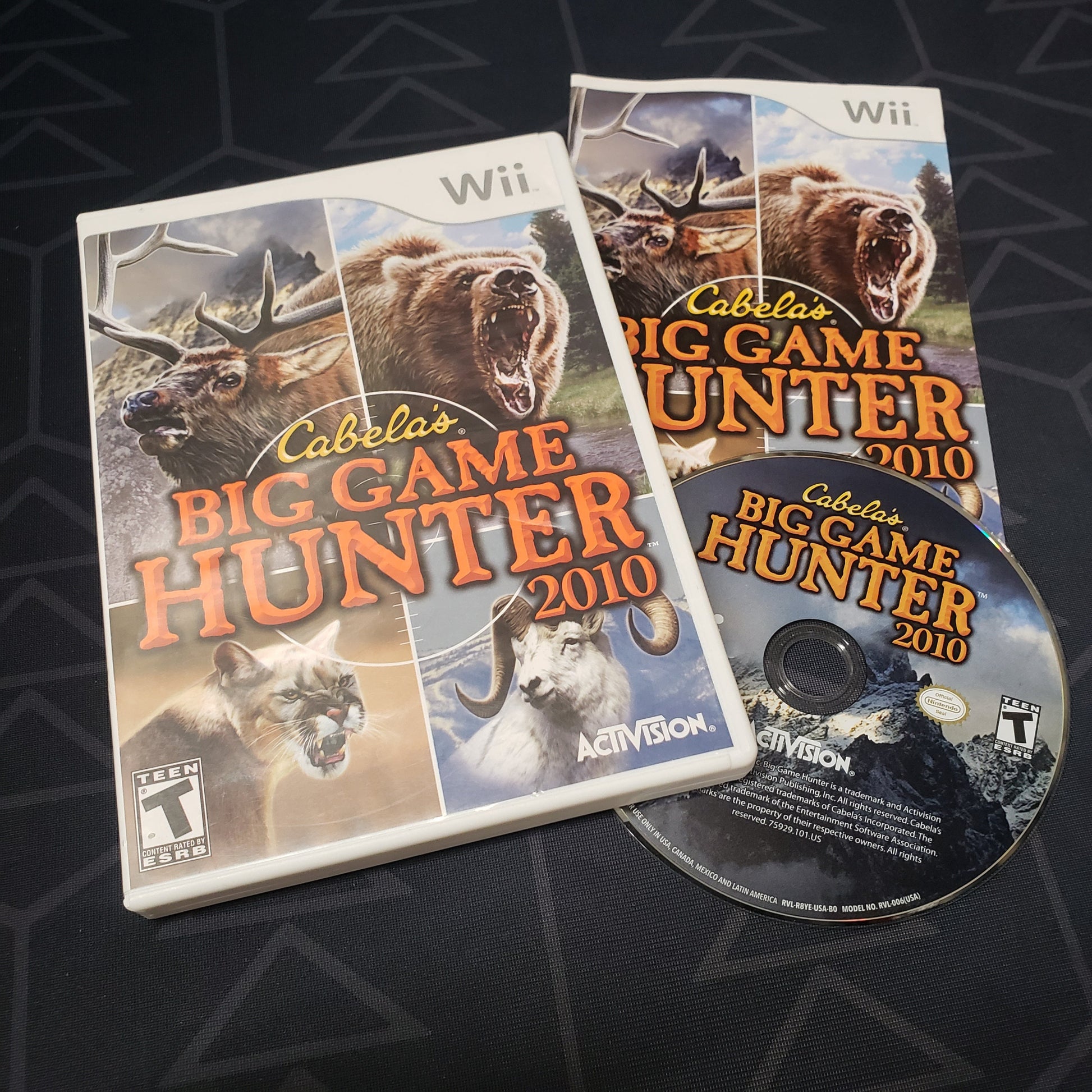 Image shows the case, manual and disc for the video game Cabela's Big Game Hunter 2010 for Nintendo Wii