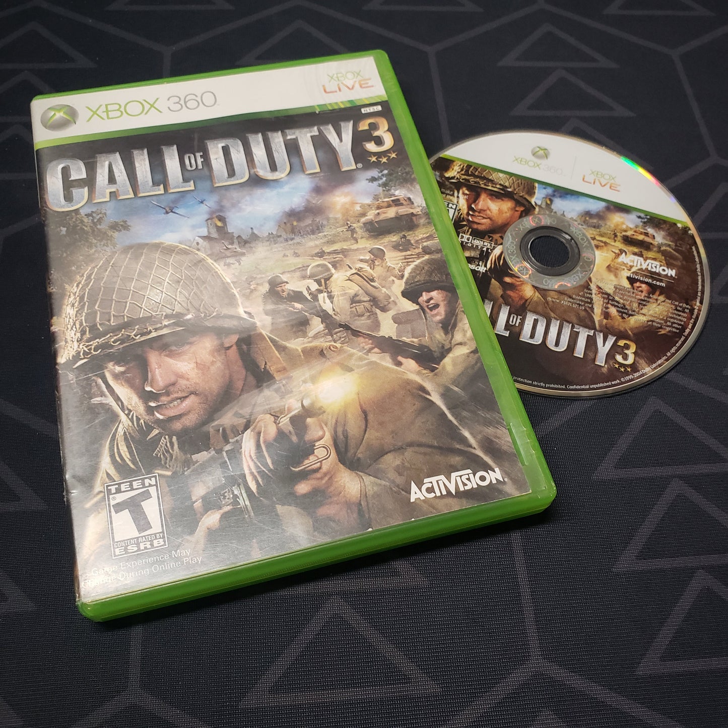 Image shows the case and disc for the video game Call of Duty 3 for Xbox 360