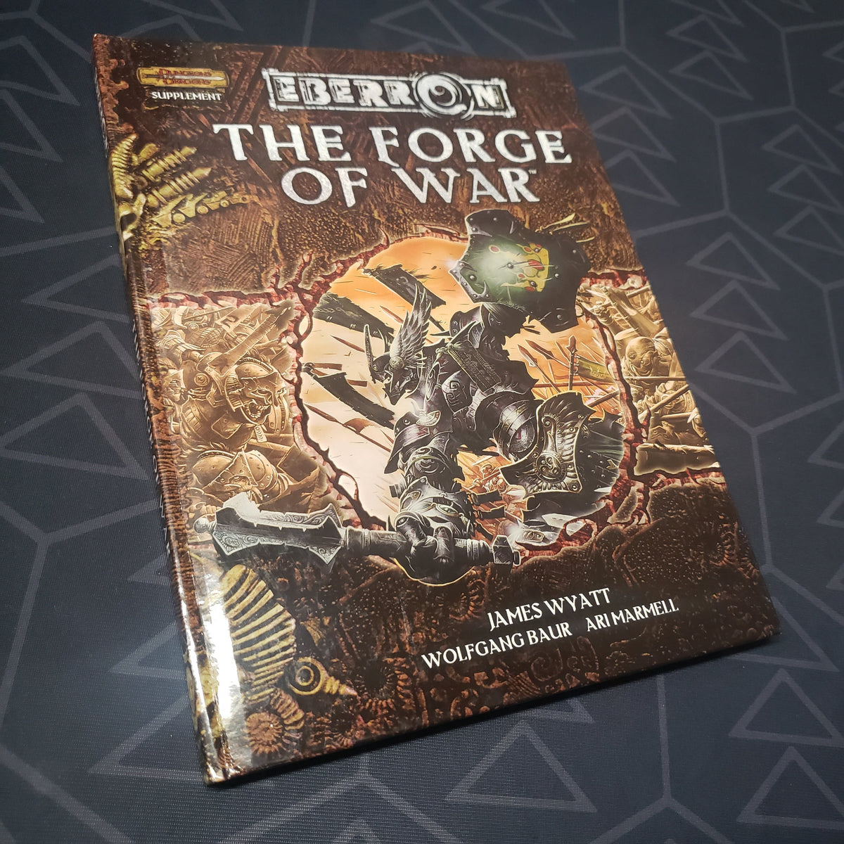 Image shows the front cover of the Eberron: The Forge of War book for the roleplaying game Dungeons & Dragons 3.5E