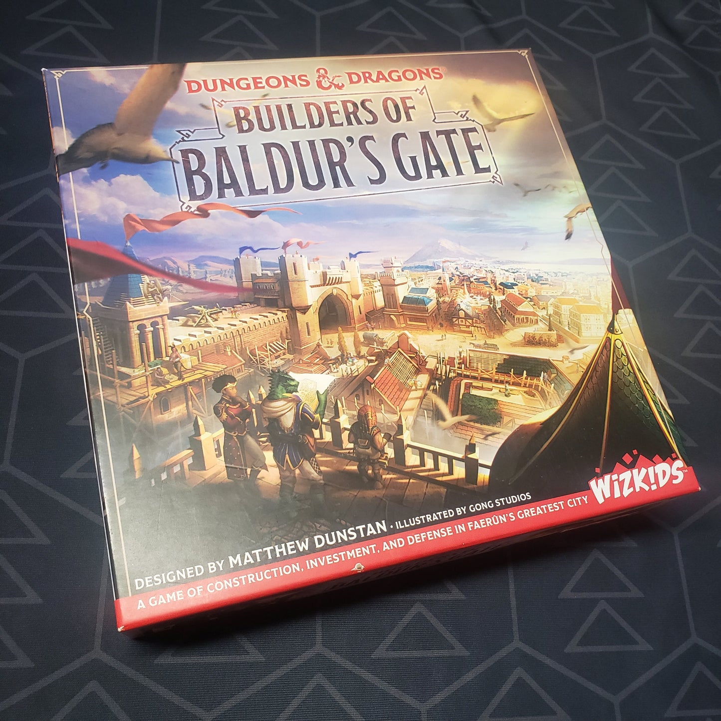 Image shows the front cover of the box for the Dungeons & Dragons: Builders of Baldur's Gate board game