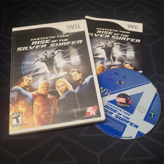 Image shows the case, manual and disc for the video game Fantastic Four: Rise of the Silver Surfer for Nintendo Wii