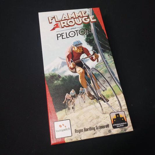 Image shows the front cover of the box of the Peloton expansion for the board game Flamme Rouge