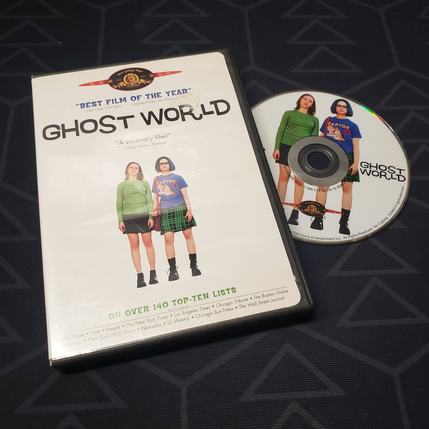 Image shows the case & disc for the movie Ghost World on DVD