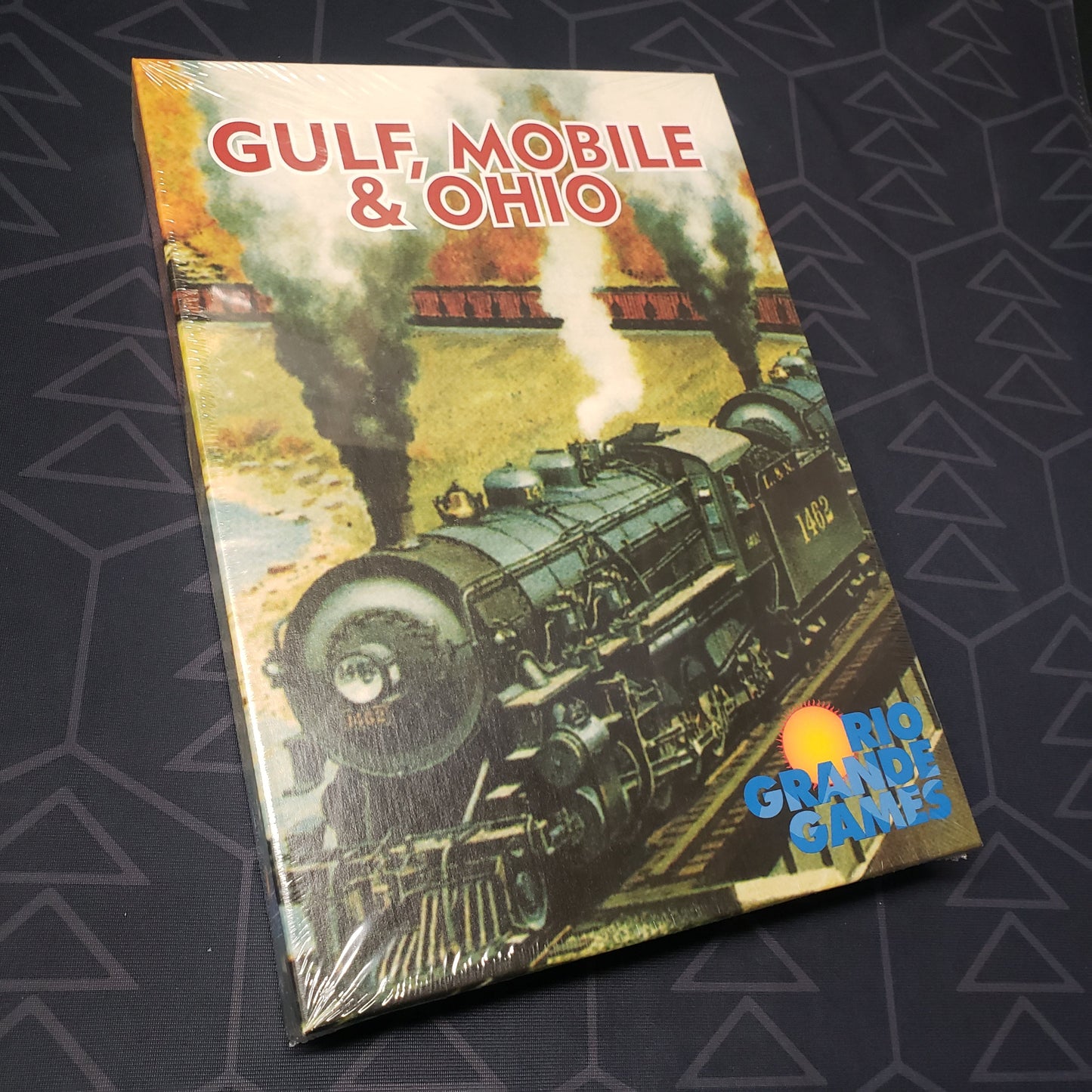 Image shows the front cover of the box for the Gulf, Mobile & Ohio board game
