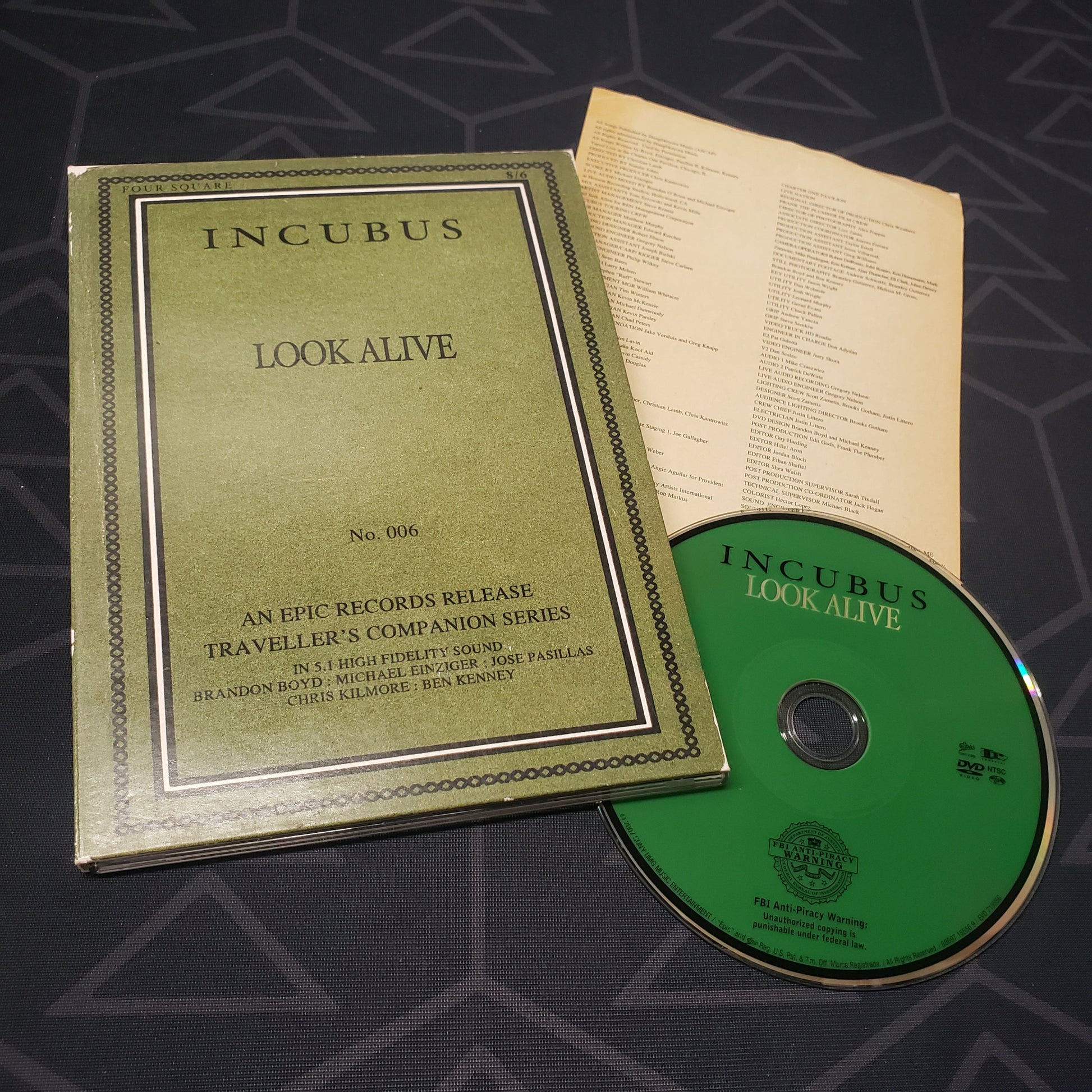 Image shows the case, insert & disc for the concert film Incubus: Look Alive on DVD