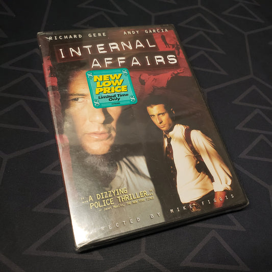 Image shows the front of the case for the movie Internal Affairs on DVD