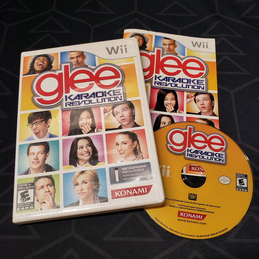 Image shows the case, manual and disc for the video game Karaoke Revolution: Glee for Nintendo Wii