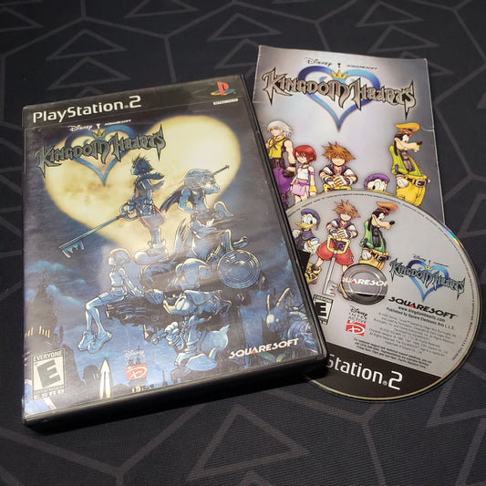 Image shows the case, manual and disc for the video game Kingdom Hearts for Playstation 2