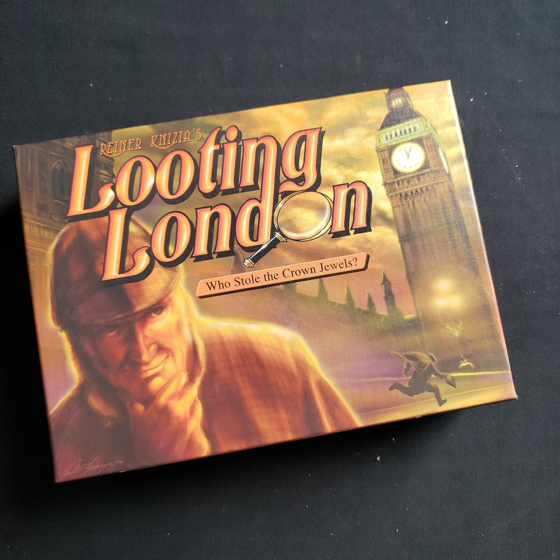 Image shows the front cover of the box of the Looting London card game